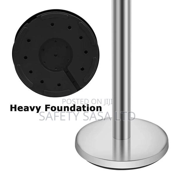 Stainless Steel Crowd Control Stanchions With 2m Retractable - thumbnail 6