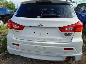 Mitsubishi RVR 2017 White