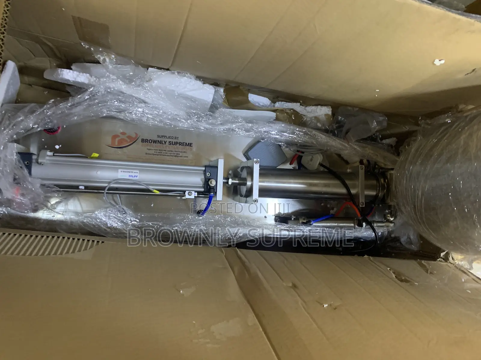 New Pneumatic Liquid Filling Machine