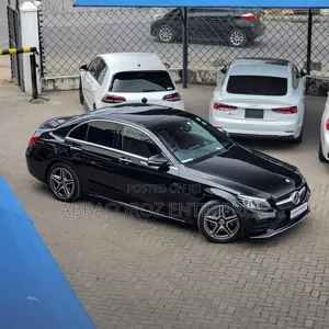 Mercedes-Benz C200 2018 Black