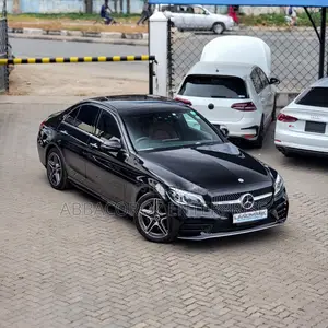Mercedes-Benz C200 2018 Black