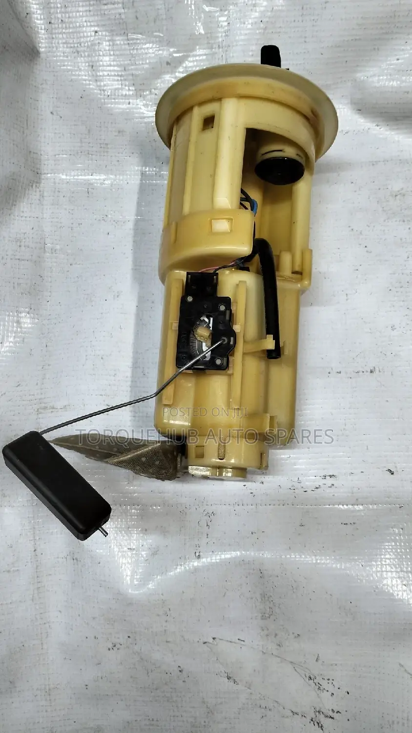 Mitsubishi Colt Fuel Pump