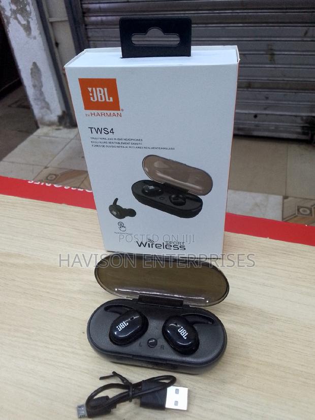 Bluetooth JBL Earbuds - main view