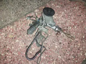 Toyota Sprinter Both Upper Clutch and Lower Clutch Cylinder