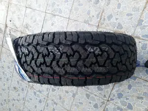195R15C Comfoser a/T