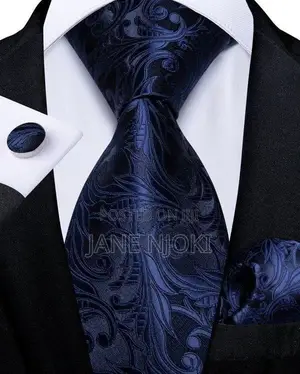 Floral Tie Men