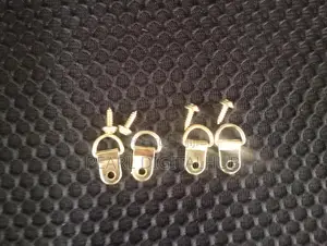 Screw and Hooks for Frame Hugging