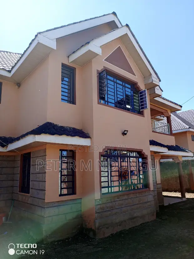 5bdrm Maisonette in Kamakis, Ruiru for sale