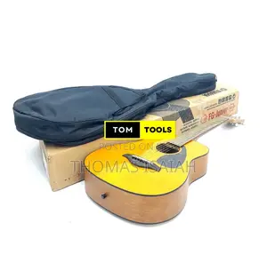 Yamaha JR1 FG Junior 3⁄4 Scale Acoustic Guitar With Bag