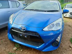 Toyota Aqua 2016 Blue