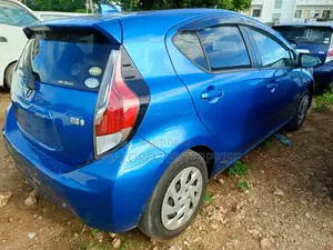 Toyota Aqua 2016 Blue