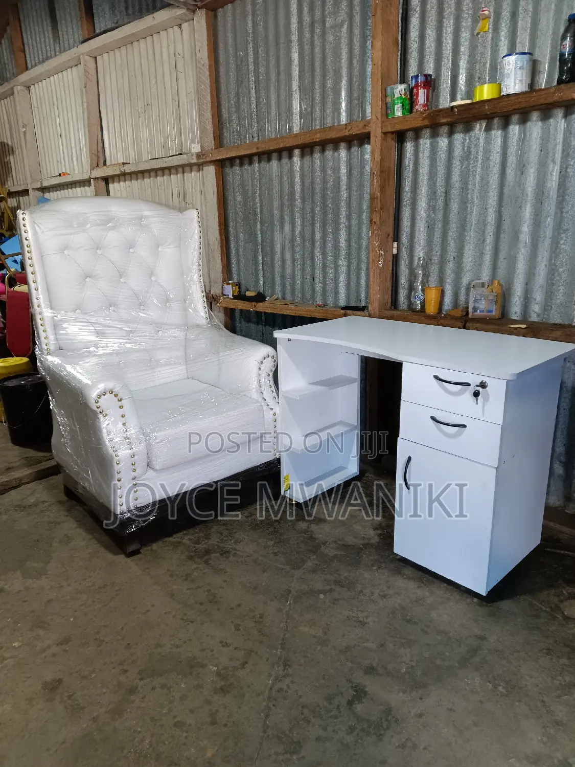 Pedicure Seat and Manicure Table, White 