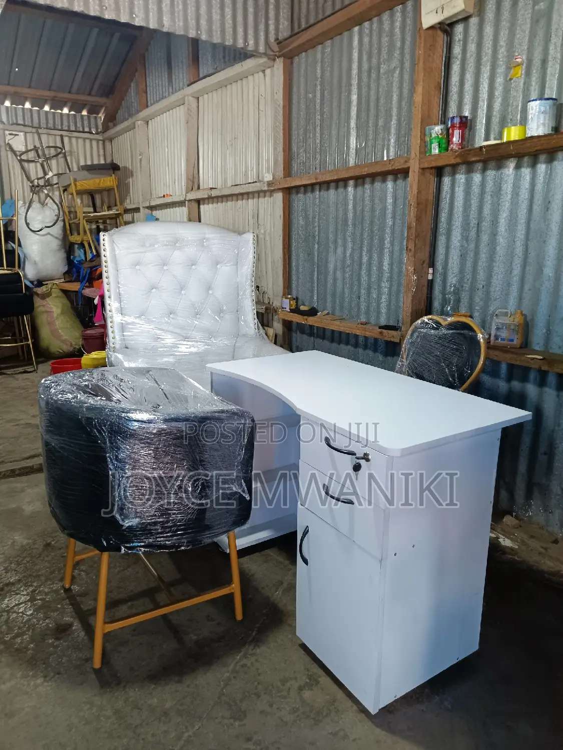 Pedicure Seat, and Manicure Set 