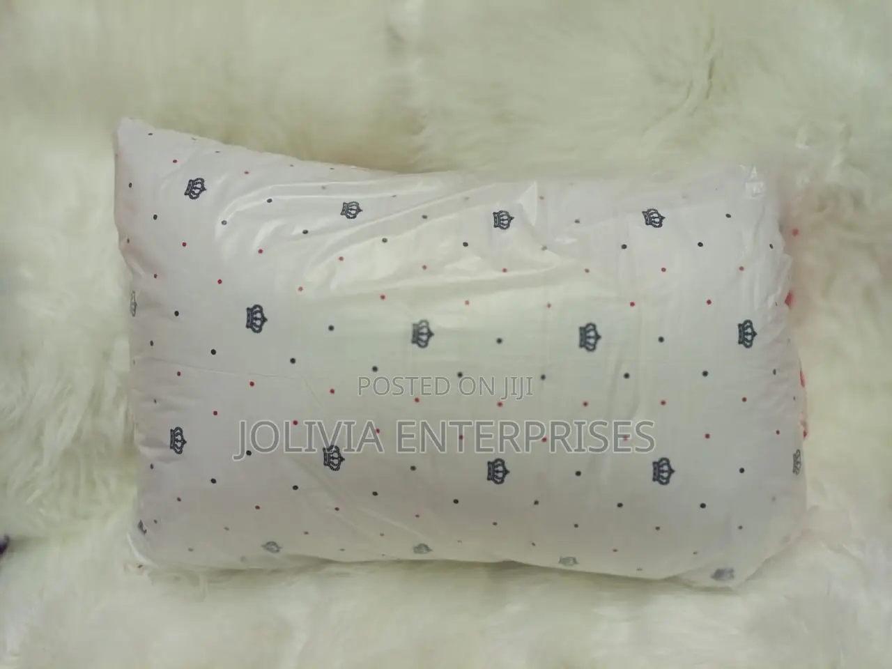 Compressed Fibre Bed Pillows 750gms