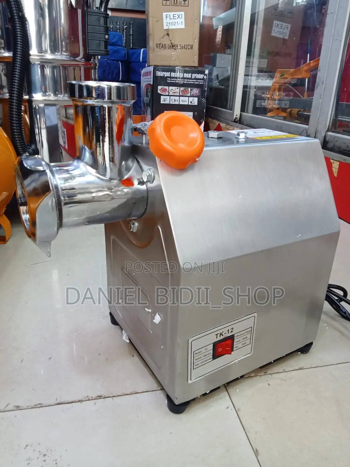 Commercial Electric Meat Grinder/Mincer M12
