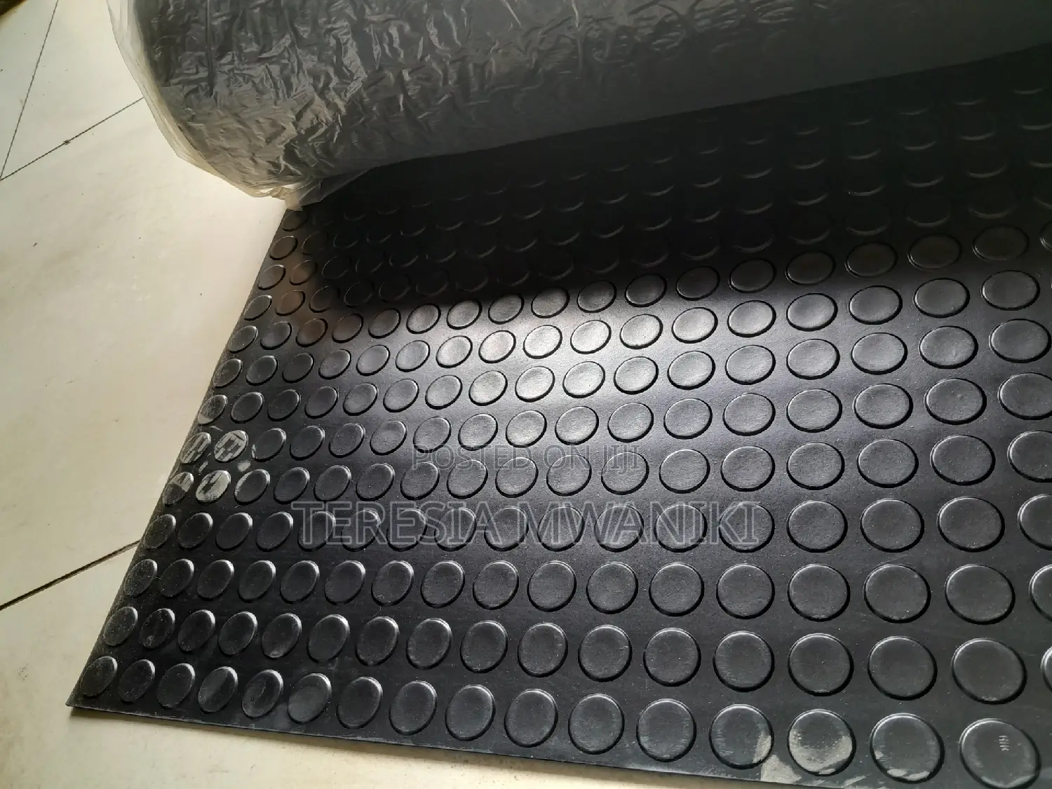 Rubber Coin Mats