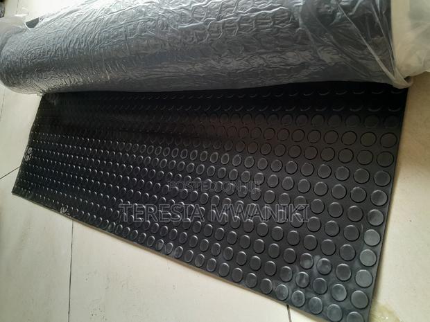 Rubber Coin Mats - thumbnail 2