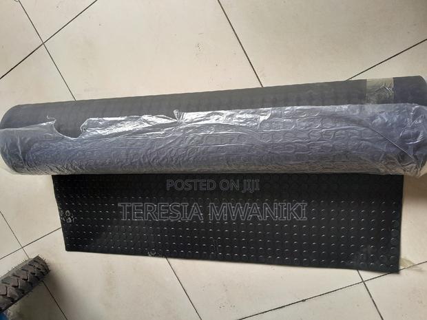Rubber Floor Matting Coin Design 1.2 M× 10m - thumbnail 2