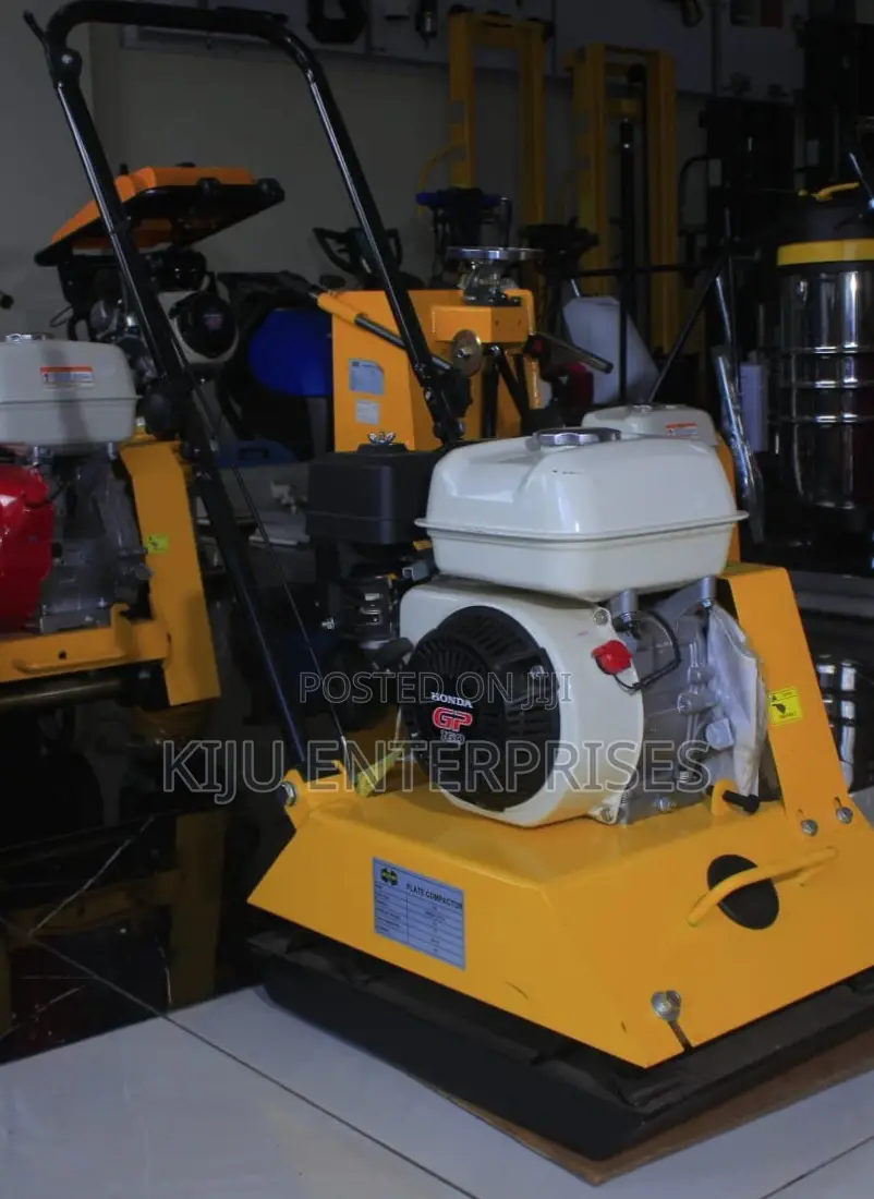 Plate Compactor Petrol Powered Honda Engine