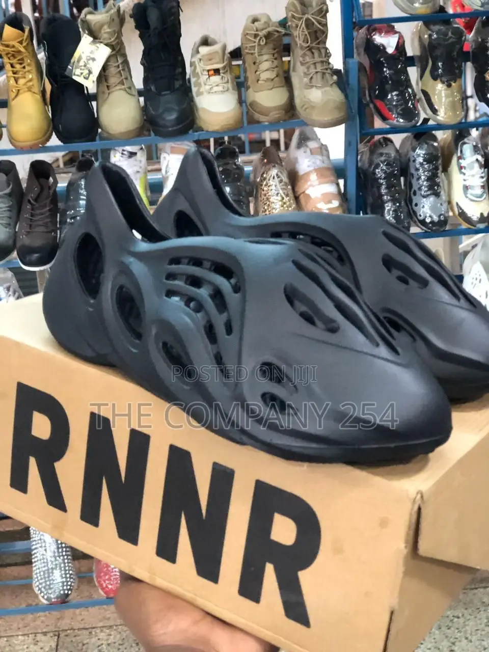 Adidas Yeezy Superfoam Runners
Ksh.2800