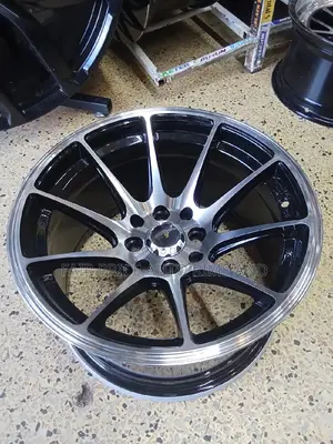 Offset Rims Size 15/8/100/114.3 /4 Holes Black Silver
