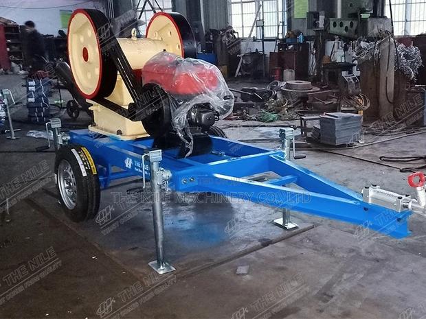 PE150*250 Small Mobile Diesel Engine Jaw Crusher - main view