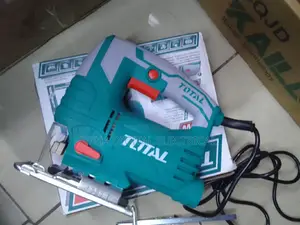 Total Jig Saw With Free Blades