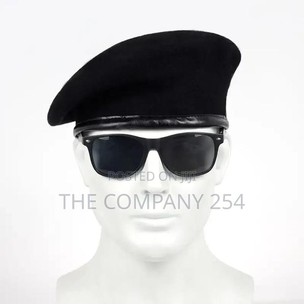 Unisex Solid Color Beret Men Women Painters Hats Autumn