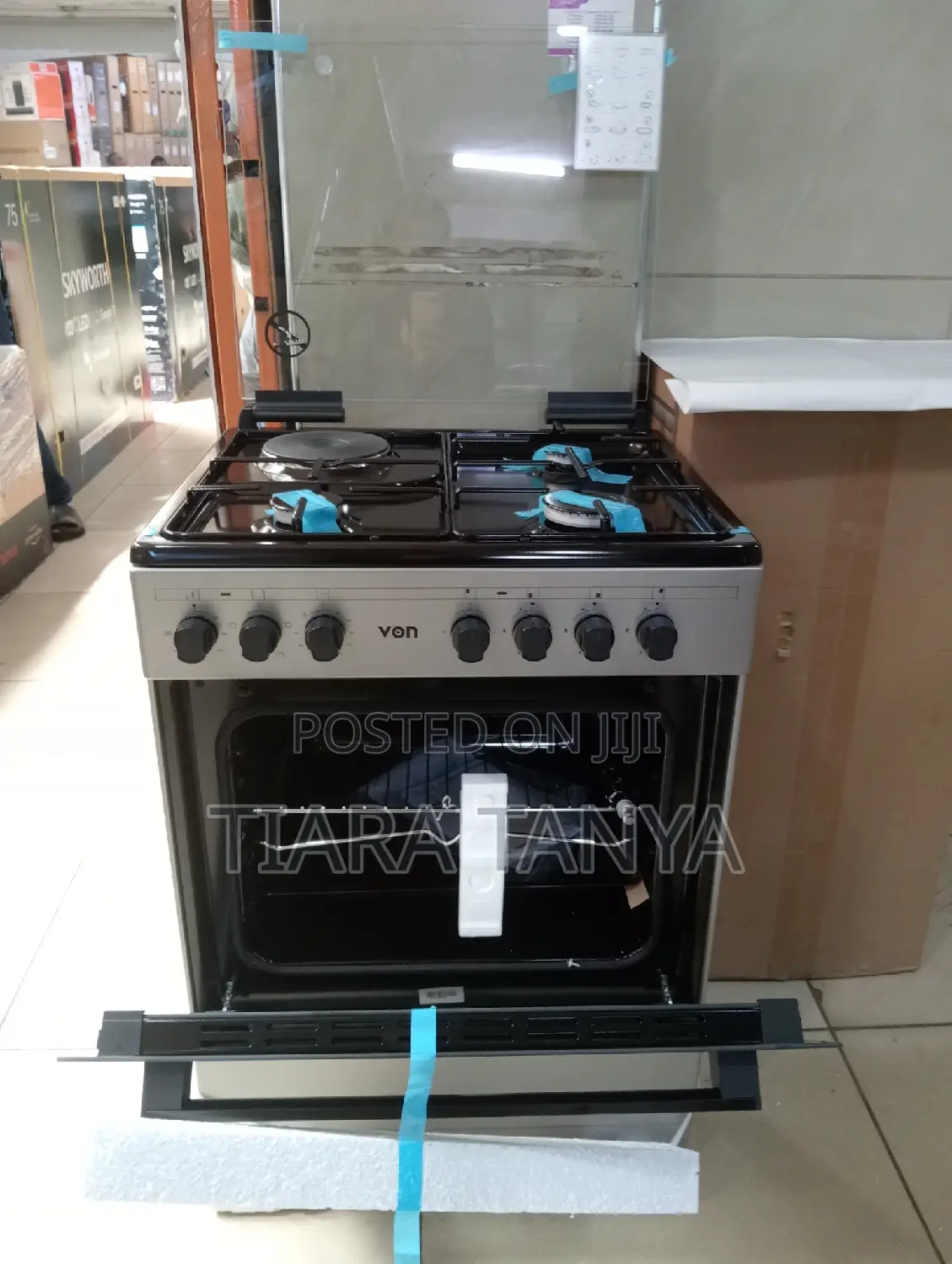 Von Hotpoint 3 Gas+1 Electric, 60cm by 55cm, Standing Gas