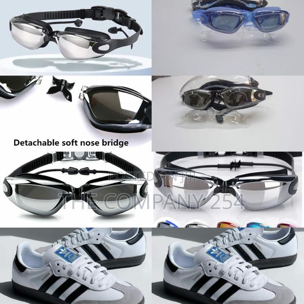 Anti Fog Professional Waterproof Swimming Goggles