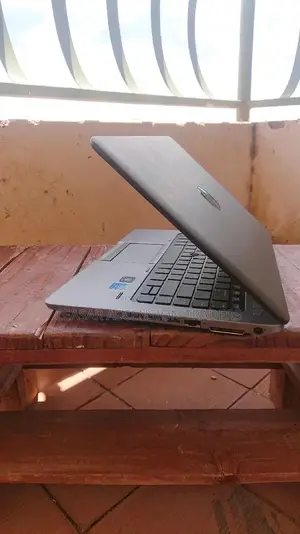 Laptop HP EliteBook 840 G1 4GB Intel Core I5 HDD+SSD 750GB