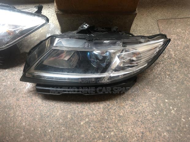 Suzuki Vitara 2014 Headlight - thumbnail 2