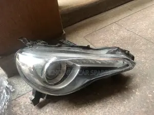Toyota GT 86 /Subaru BRZ 2015 Headlight