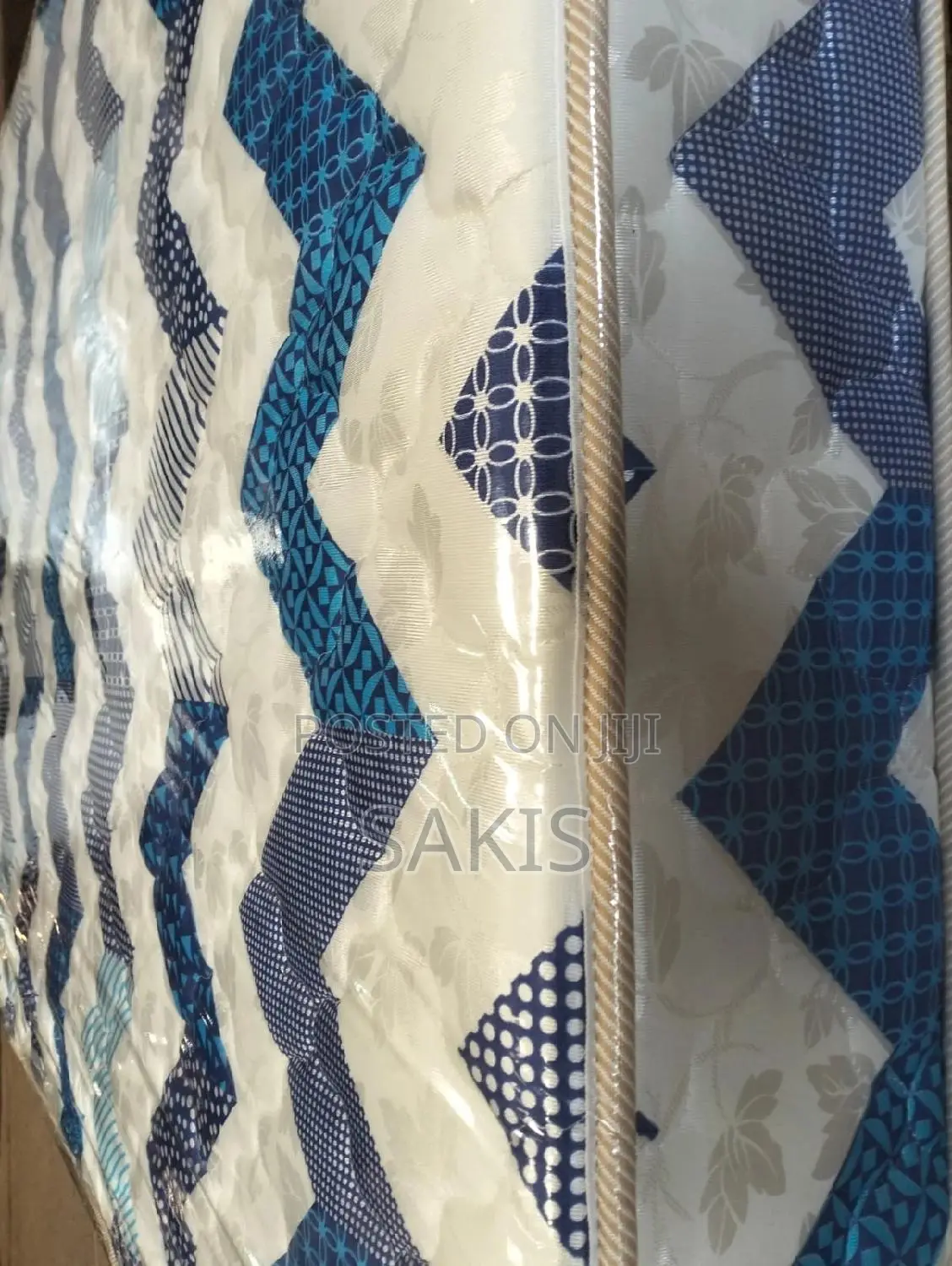 News! 8inch 6 X 6 HD Quilted Mattresses. We Deliver