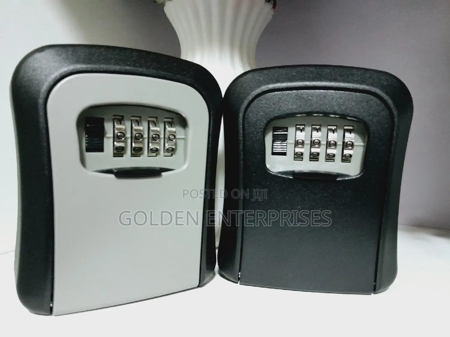 Airbnb Full Metallic 4 Key Combination Key Lock Box