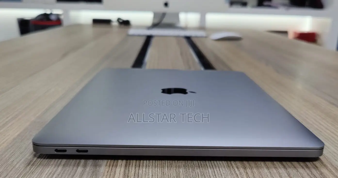 Laptop Apple MacBook Pro 2017 8GB Intel Core I5 SSD 128GB