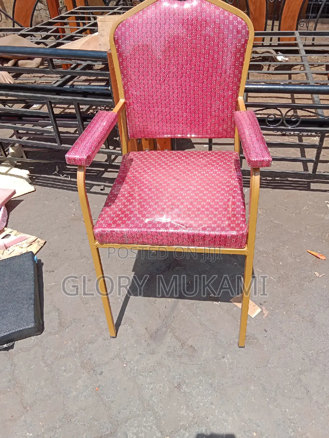 Church Conference Chairs With Arm