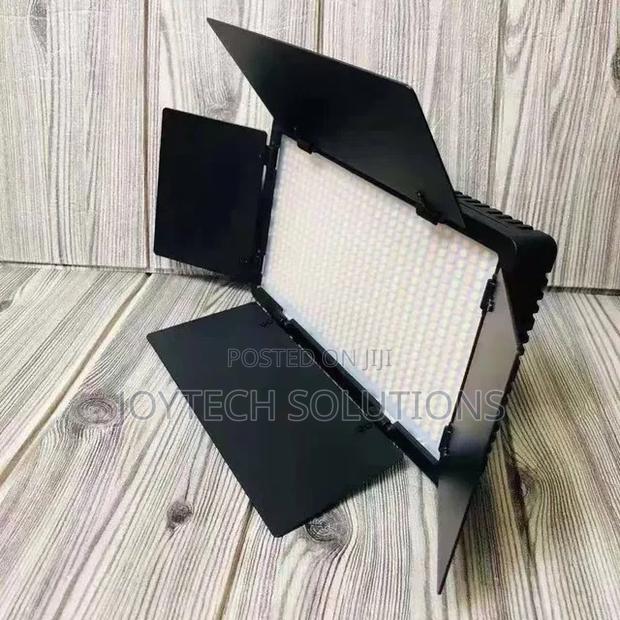 Original Pro Led 800 RGB Light Video Film
