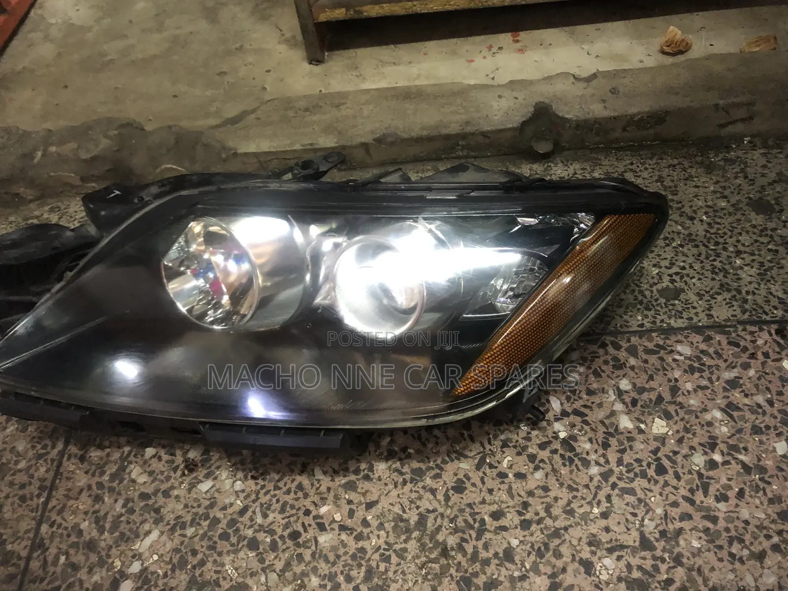 Mazda Cx7 Headlight (Non Xenon)