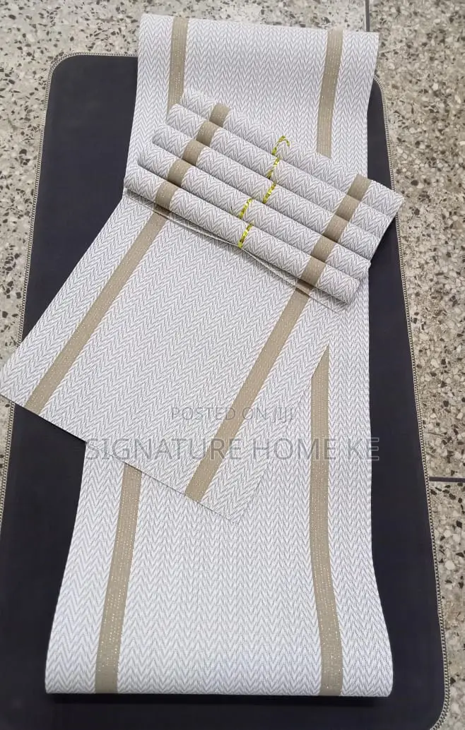 6pcs Table Mats + 1 Table Runner(30*180cm)