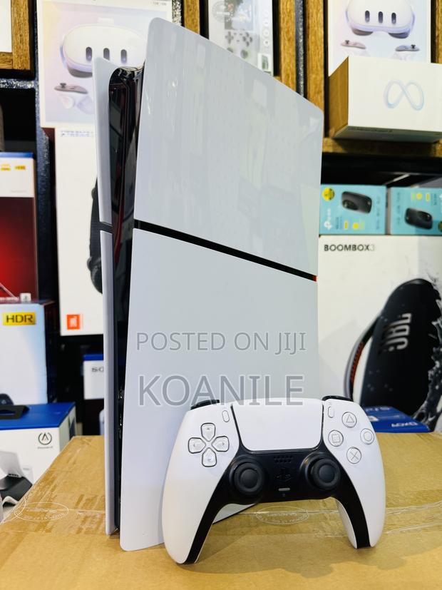 PS5 Used!! Sony PS5 Slim Digital 1tb!! - thumbnail 2