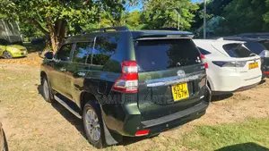 Toyota Land Cruiser Prado 2015 Green