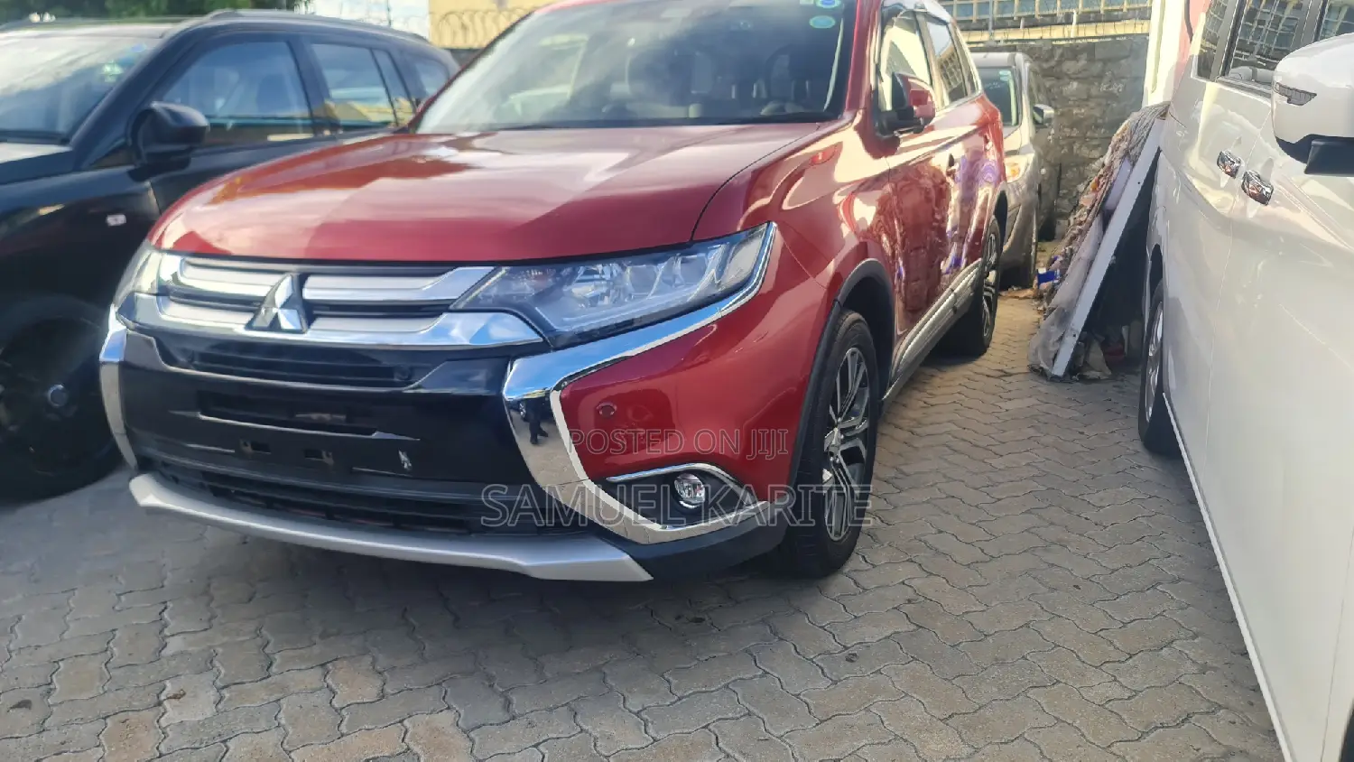 Mitsubishi Outlander 2017 Red