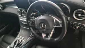 Mercedes-Benz GLC-Class 2017 Blue