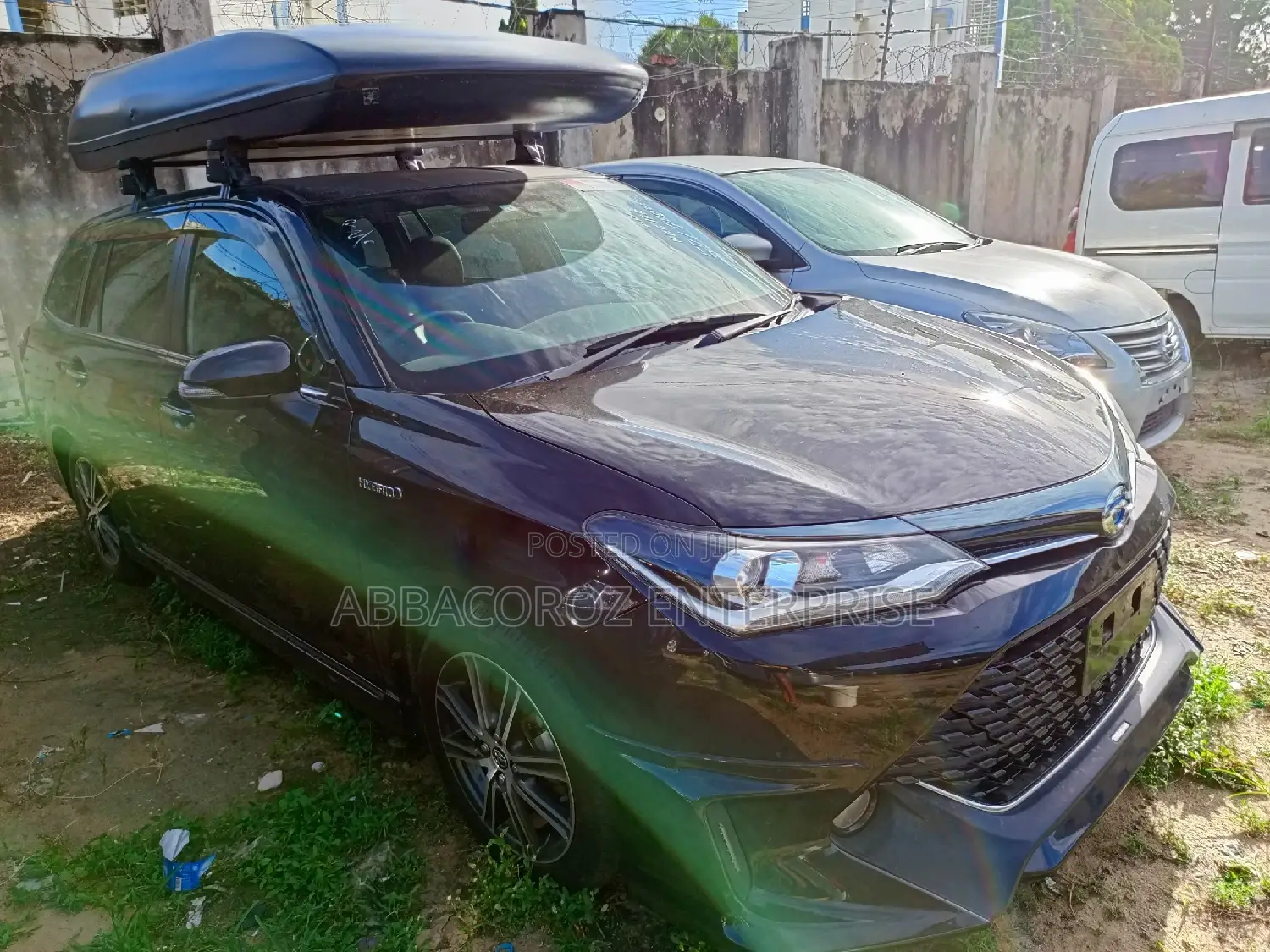 Toyota Corolla Fielder 2017 Black