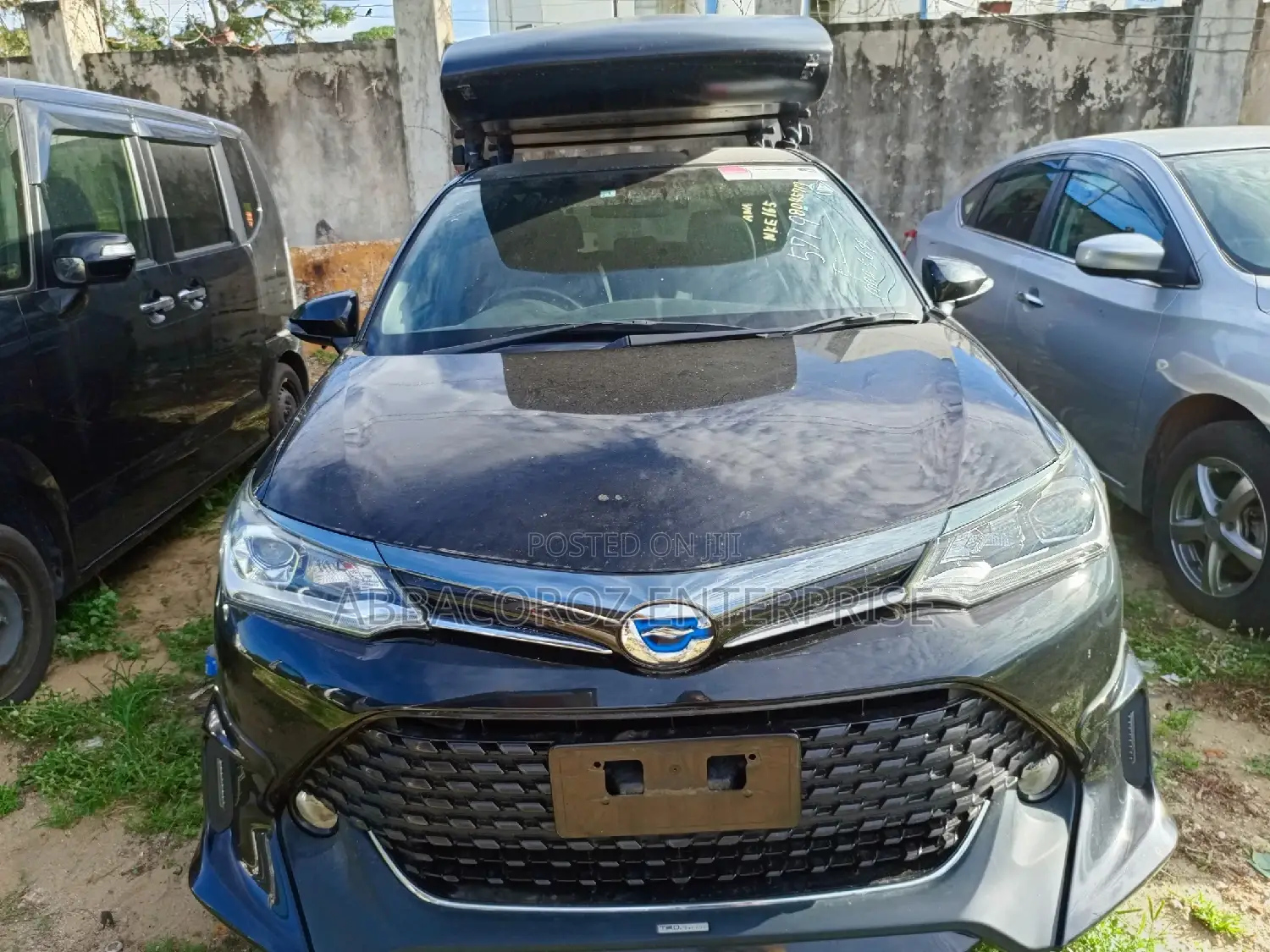 Toyota Corolla Fielder 2017 Black