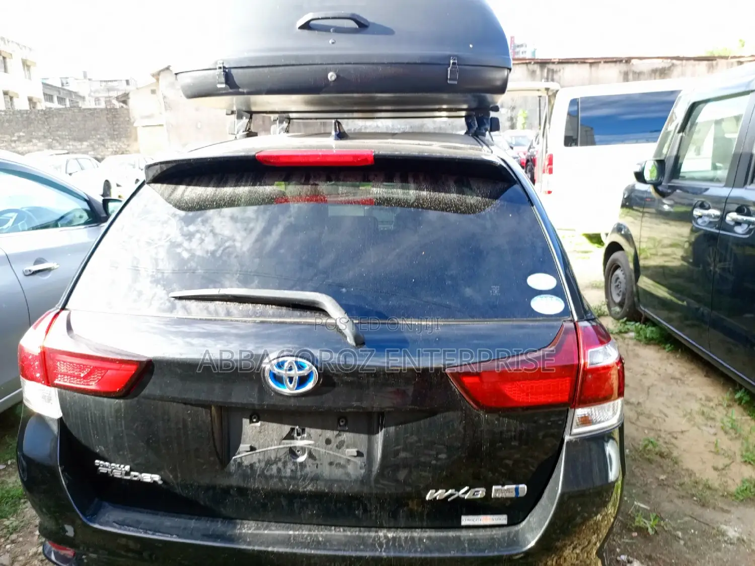 Toyota Corolla Fielder 2017 Black