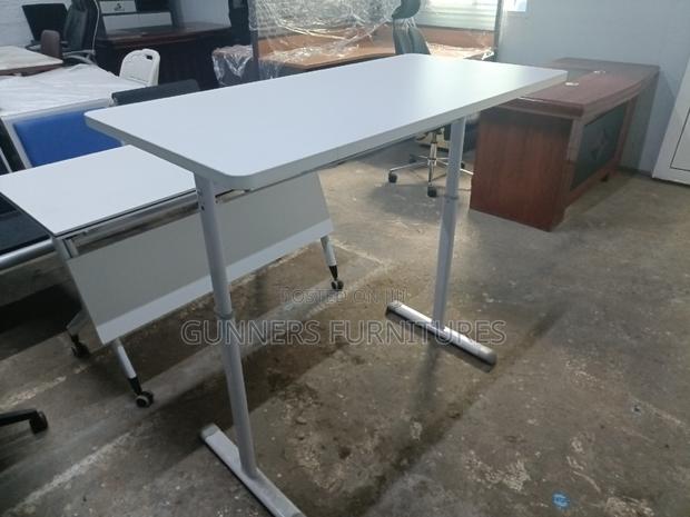 Adjustable Height Table Adjustable Height Table - thumbnail 3