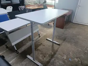 Adjustable Height Table Adjustable Height Table