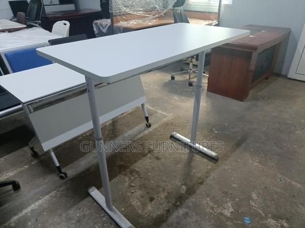 Adjustable Height Table Adjustable Height Table - thumbnail 2